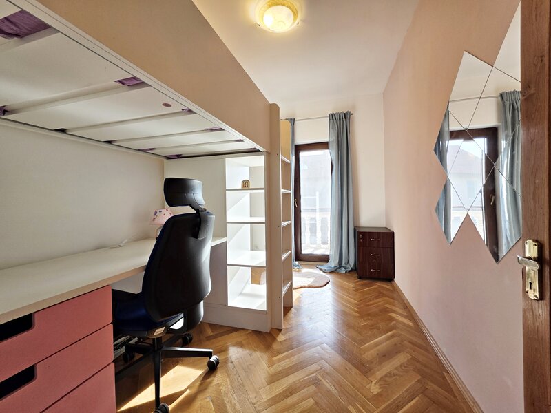 Balotesti, central, Martha Bibescu,