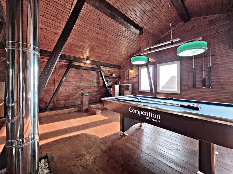 Balotesti, central, Martha Bibescu,